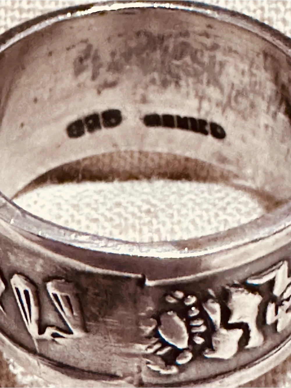Vintage | Ring | Engraved Wide Silver-Tone Band Ring with Figurative Motif